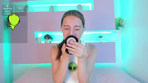 MIIA     online show from 7, 2, 2025