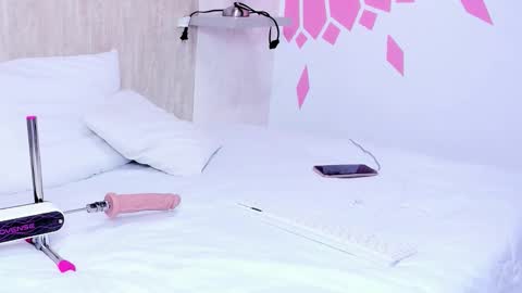 miiaa_m online show from 29, 3, 2026