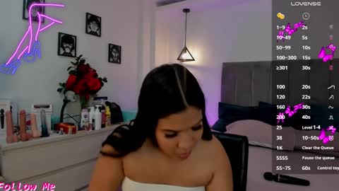miiss_greyy online show from 18, 1, 2025