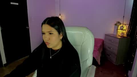 miiss_greyy online show from 9, 10, 2025