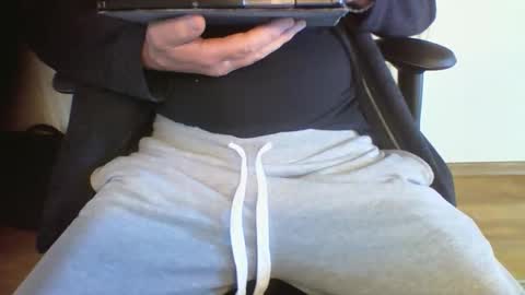 mik online show from 22, 9, 2025