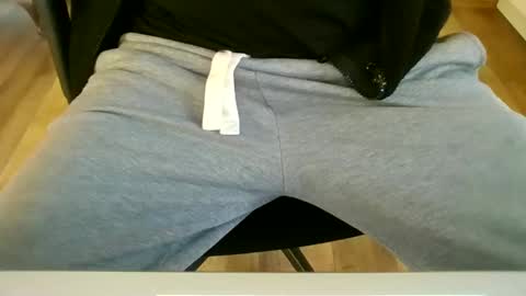 mik online show from 7, 11, 2025