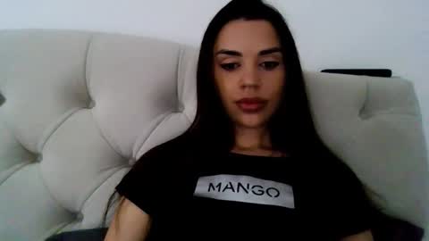 Snapshot of mika_gold7 chatting on 28, 5, 2026 Mika online show from 28, 5, 2026