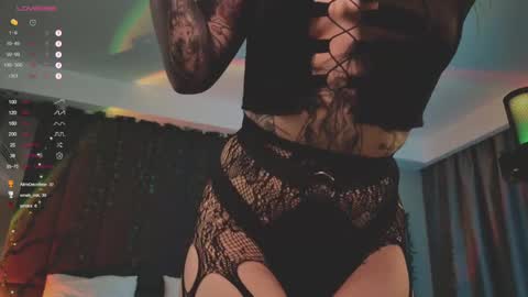 mika_moon_ online show from 27, 2, 2025