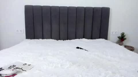 Snapshot of mika_ray chatting on 4, 3, 2025 Mika online show from 4, 3, 2025