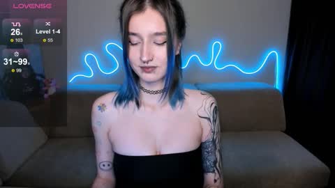 Mika online show from 3, 11, 2025