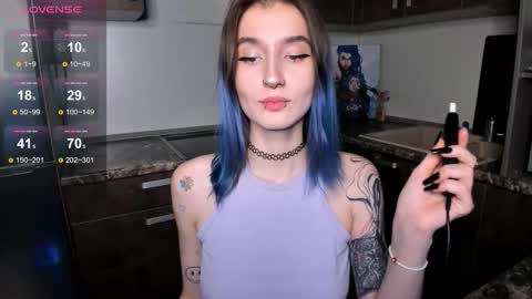 Mika online show from 27, 11, 2025