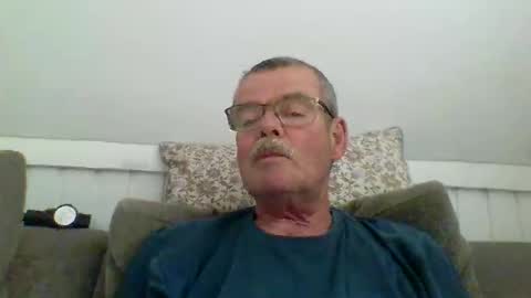 mikael42 online show from 5, 6, 2026