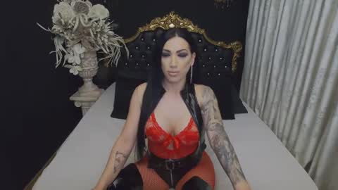 Mikaela online show from 13, 2, 2026