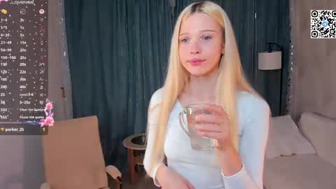 Angel girl online show from 28, 3, 2026