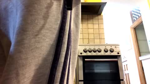 Snapshot of mike26051 chatting on 17, 10, 2025 mike26051 online show from 17, 10, 2025