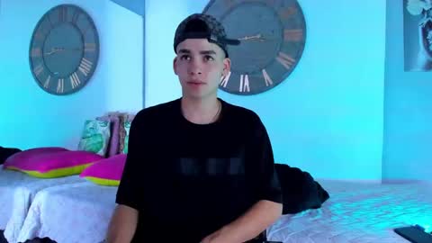 Mike 0233 online show from 21, 12, 2024