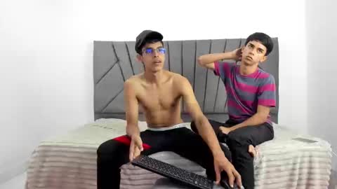 Snapshot of mike_and_adri chatting on 2, 10, 2025 mike and adri online show from 2, 10, 2025