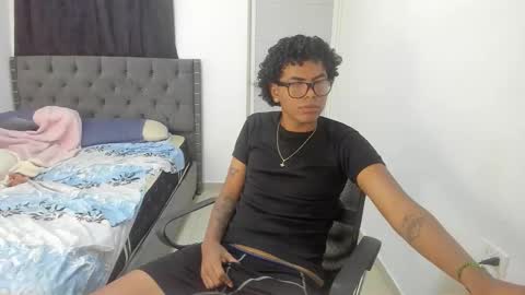 mike_master9 online show from 20, 10, 2025