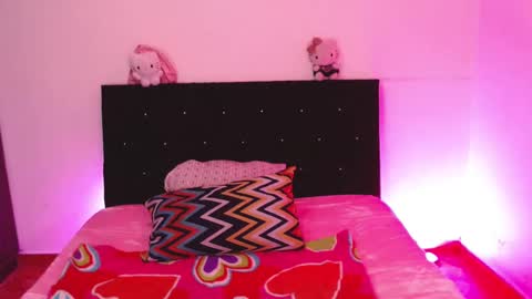 Snapshot of mikee_g chatting on 9, 10, 2025 ZARA BLARE online show from 9, 10, 2025