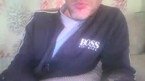 Snapshot of mikehockishuge9 chatting on 20, 1, 2025 mikehockishuge9 online show from 20, 1, 2025