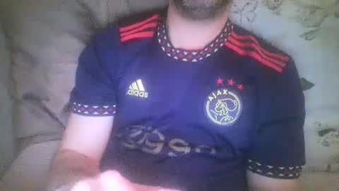 Snapshot of mikehockishuge9 chatting on 27, 2, 2025 mikehockishuge9 online show from 27, 2, 2025