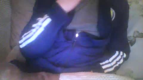 Snapshot of mikehockishuge9 chatting on 2, 3, 2025 mikehockishuge9 online show from 2, 3, 2025