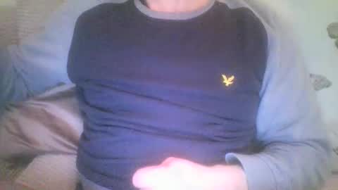 Snapshot of mikehockishuge9 chatting on 2, 3, 2026 mikehockishuge9 online show from 2, 3, 2026