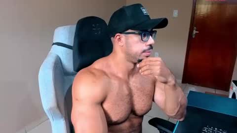 Snapshot of mikehotk chatting on 3, 11, 2025 mikehotk online show from 3, 11, 2025