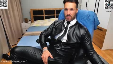 Mike    online show from 30, 9, 2025