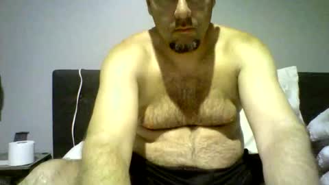 mikevil0269 online show from 8, 6, 2026