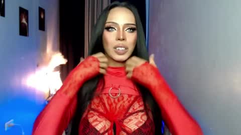 Mistress MikeyAlawi online show from 24, 7, 2026