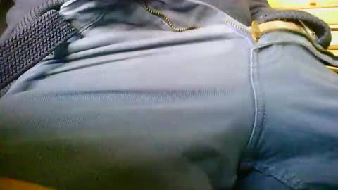 mikeybed online show from 11, 4, 2026