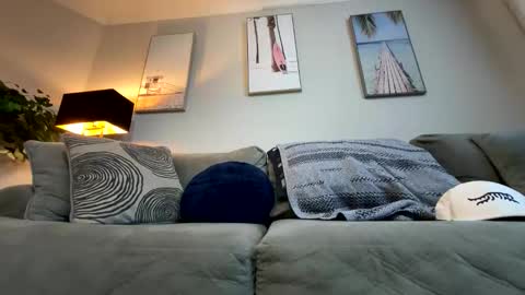 mikeywhite123 online show from 9, 1, 2026