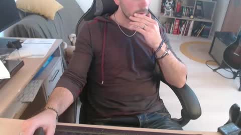 Snapshot of mikmik91 chatting on 4, 3, 2026 mikmik91 online show from 4, 3, 2026