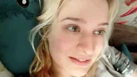 Snapshot of mila_420 chatting on 24, 3, 2026 Mila 420 online show from 24, 3, 2026