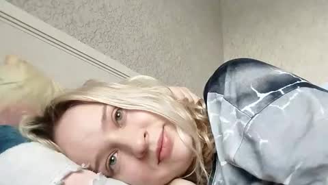 Snapshot of mila_420 chatting on 25, 3, 2026 Mila 420 online show from 25, 3, 2026