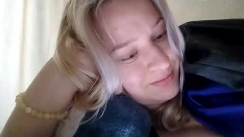 Snapshot of mila_420 chatting on 20, 5, 2026 Mila 420 online show from 20, 5, 2026