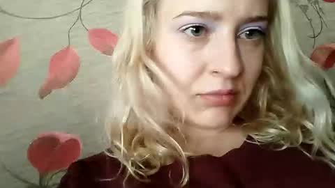 Snapshot of mila_420 chatting on 24, 5, 2026 Mila 420 online show from 24, 5, 2026
