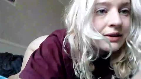 Snapshot of mila_420 chatting on 26, 5, 2026 Mila 420 online show from 26, 5, 2026