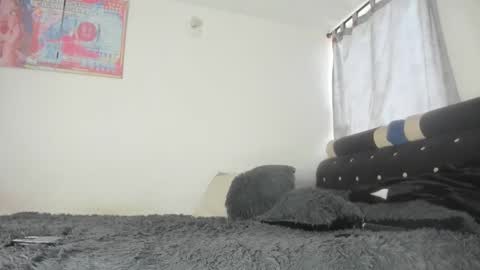 Mila Dash online show from 7, 3, 2025