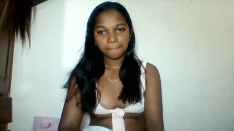 mila_lunah online show from 16, 6, 2026