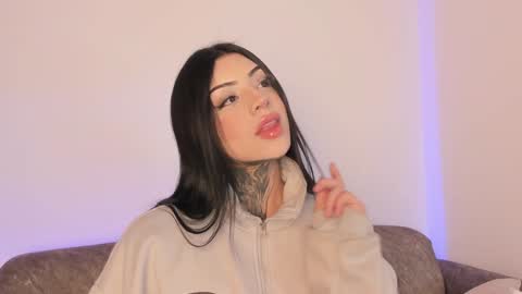     online show from 13, 12, 2024