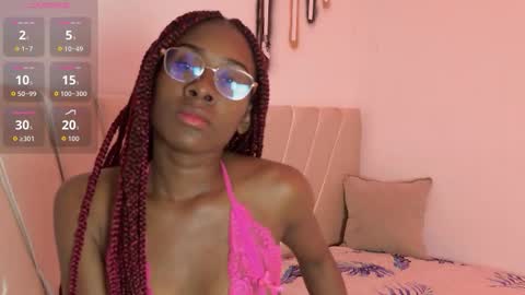 Mila  Max online show from 13, 11, 2025