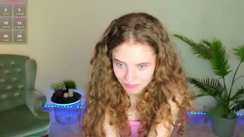 Snapshot of mila_stain chatting on 14, 6, 2026 Mila online show from 14, 6, 2026