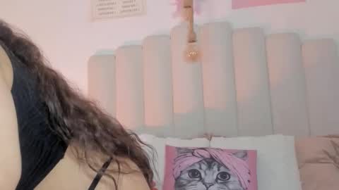 mila_stark333 online show from 9, 3, 2026