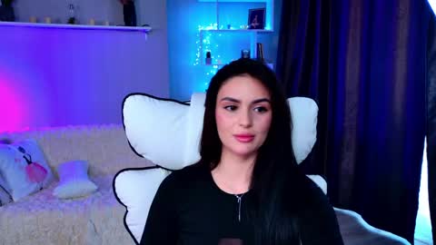 Mila online show from 13, 4, 2026