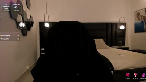 Mila online show from 3, 2, 2026