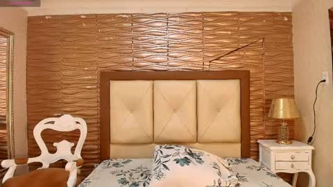 miladiosa online show from 16, 4, 2026