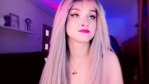 MiladyJolie online show from 18, 4, 2026