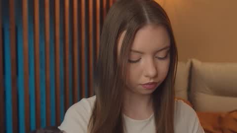 Mila online show from 2, 3, 2026