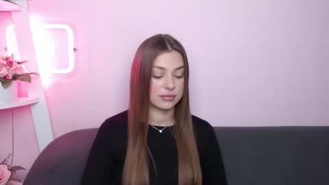 milanaangelas online show from 18, 4, 2026