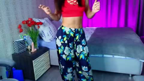 Snapshot of milanabellucci chatting on 6, 5, 2026 Milana online show from 6, 5, 2026