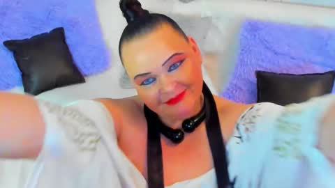 Snapshot of milanabiegert chatting on 17, 2, 2025 Lana online show from 17, 2, 2025