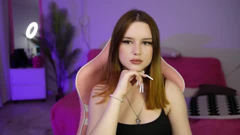 Snapshot of milanamoons chatting on 22, 9, 2025 milanamoons online show from 22, 9, 2025